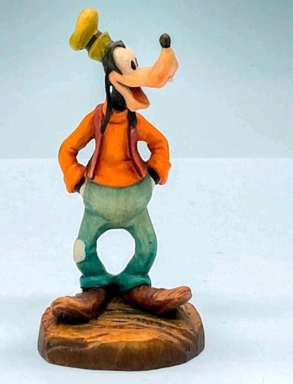 Vtg ANRI Disney Goofy Miniature Hand Carved Wood Figurine Italy 1.5”